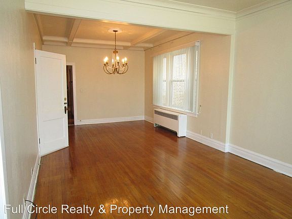 3rd image of 11225 S King Dr #2