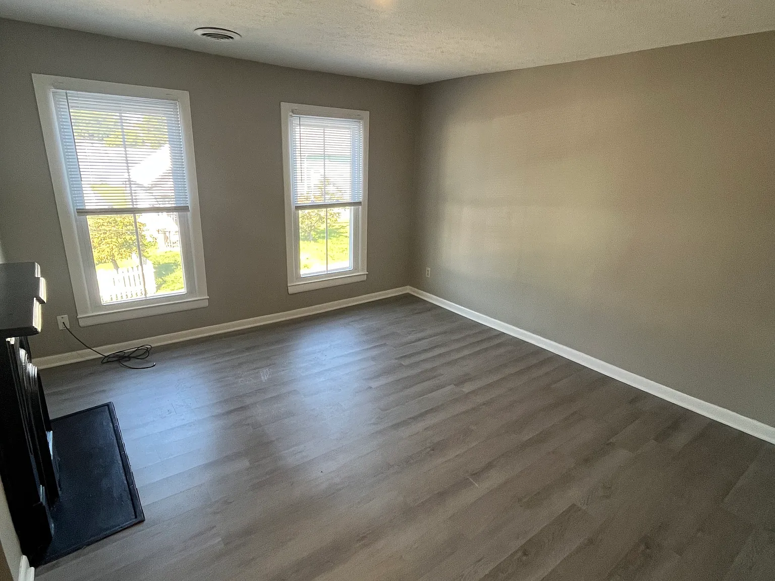 1 bed, 700 sqft, $700 — Photo 2