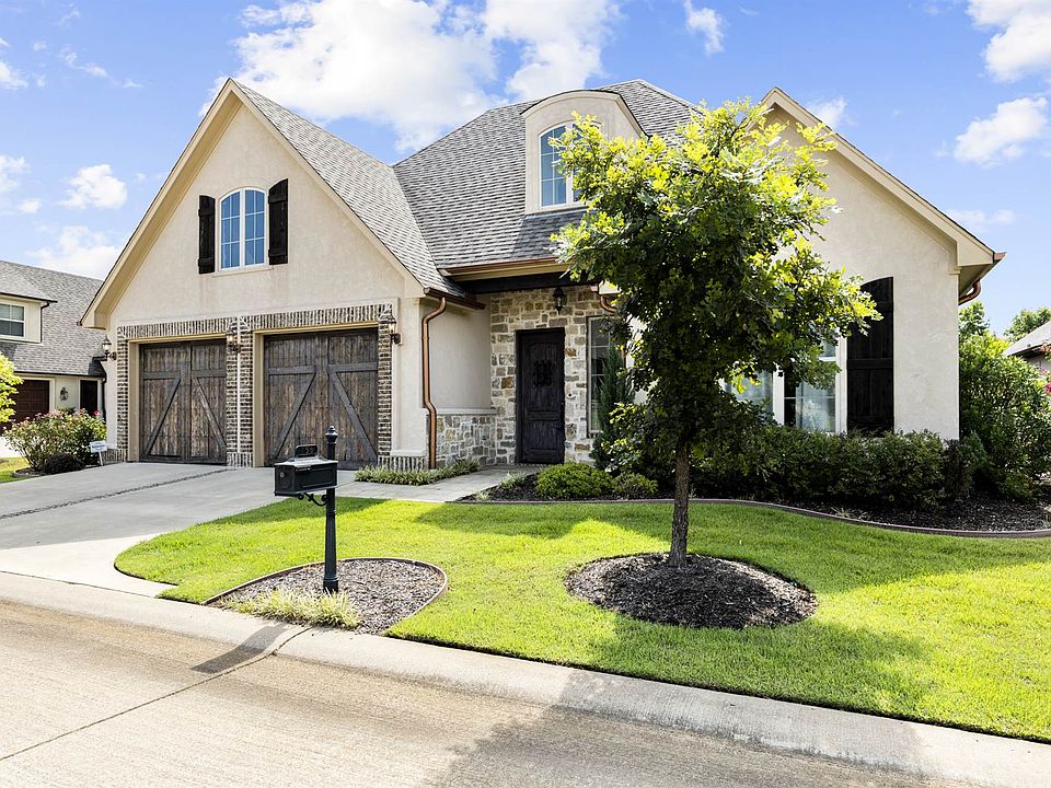 1st image of 756 Esperanza Pl