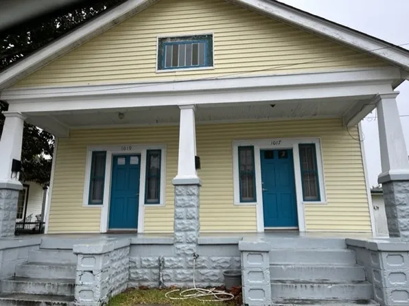 1017 7th St, Gretna, LA 70053