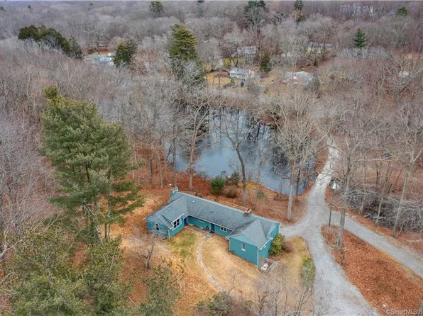 915 Essex Road, Westbrook, CT 06498