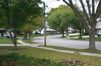 5th image of 1821 De Witt Ct