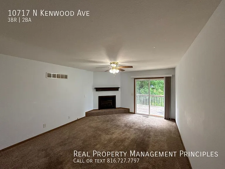 10717 N Kenwood Ave — Photo 2