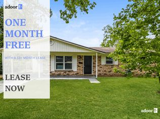 2589 Kershaw Dr W, Jacksonville, FL 32211