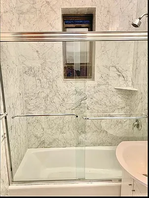 Rented by Bond New York | media 6