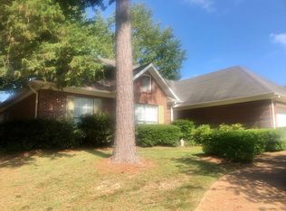 3072 E Fairway Dr, Brandon, MS 39047