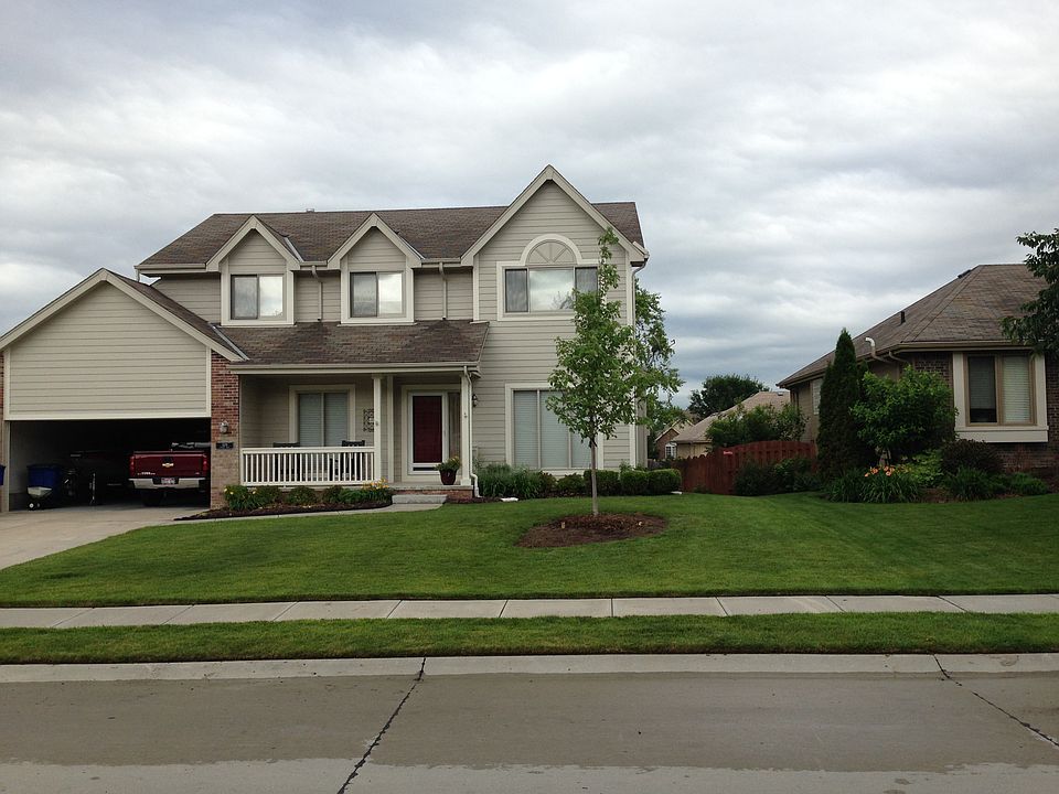 1st image of 309 Castle Pine Dr