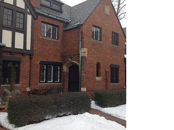 3rd image of 3432 Grove Ave #3432