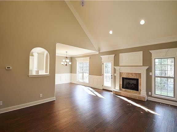 2nd image of 812 Manner Lane 14 14 Lot C