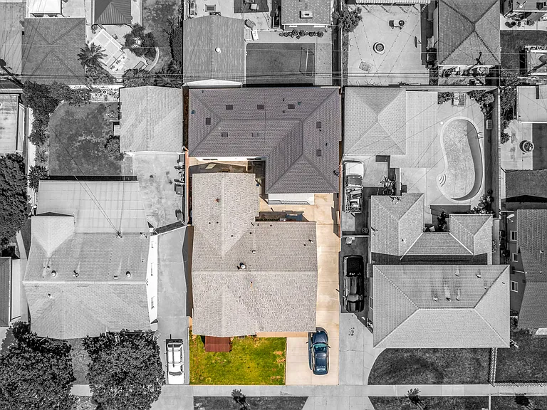 2729 Frankel St #1/2 — Photo 3
