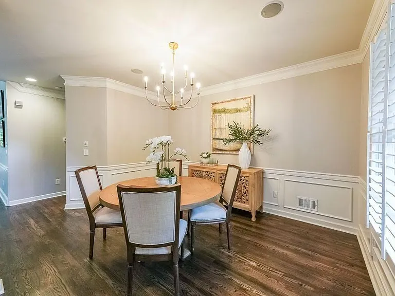 120 Heritage Ct — Photo 10