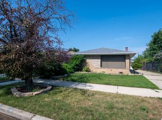 9334 S Cregier Ave, Chicago, IL 60617