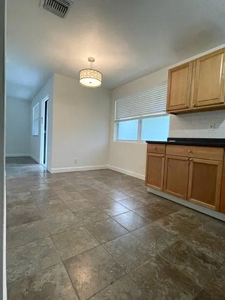 1 bed, 1.0 bath, 825 sqft, $2,000 — Photo 3