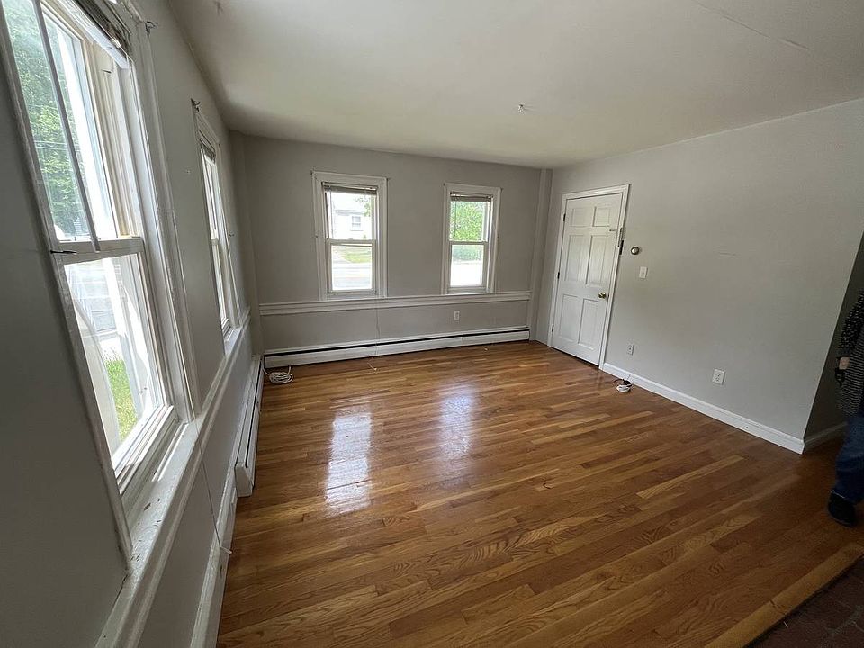 1st image of 1330 High St Floor 1