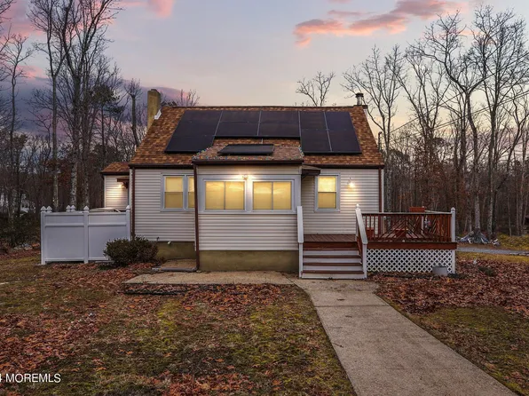 89 Tarnoff Avenue, Jackson, NJ 08527