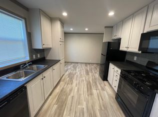 57718 Hanover Rd #118, Washington, MI 48094