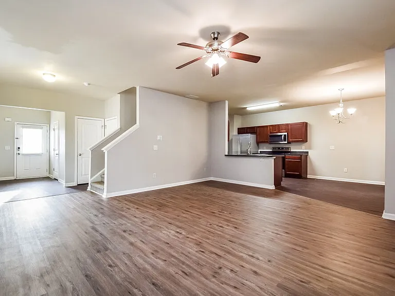 118 Cassady Ln — Photo 6