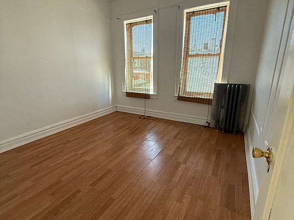 5th image of 58 Sheridan Ave Floor 1