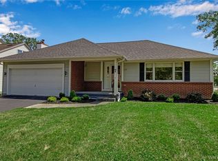 7 Tiffany Pl, East Amherst, NY 14051