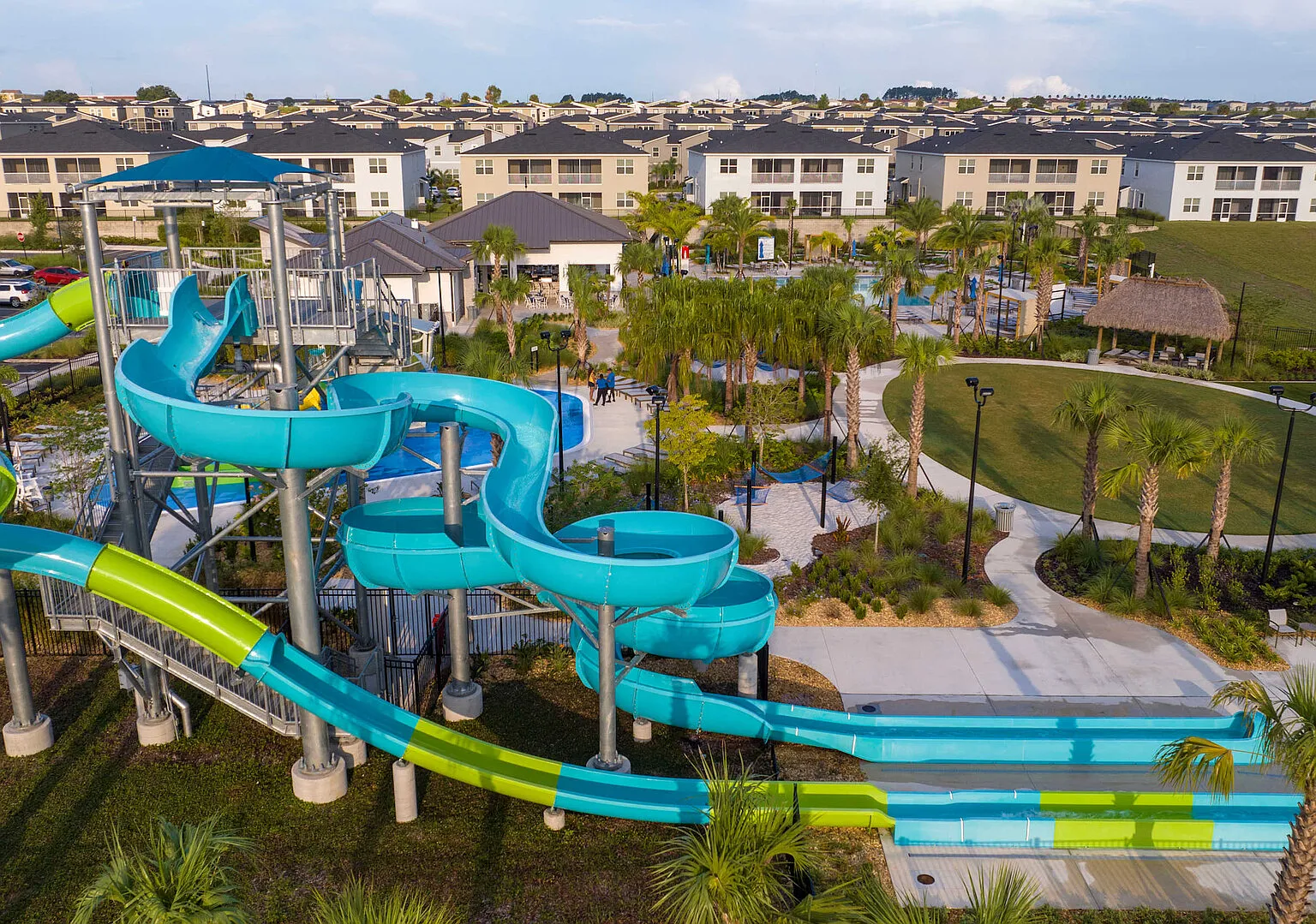 Chic Family Retreat, Pool, Mario and Mickey Rooms — Photo 4