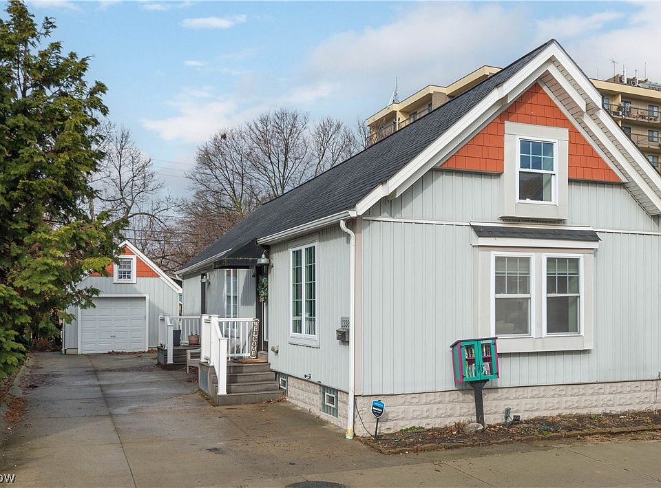 1st image of 1338 W 69th St