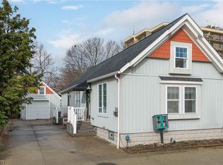 1338 W 69th St, Cleveland, OH 44102