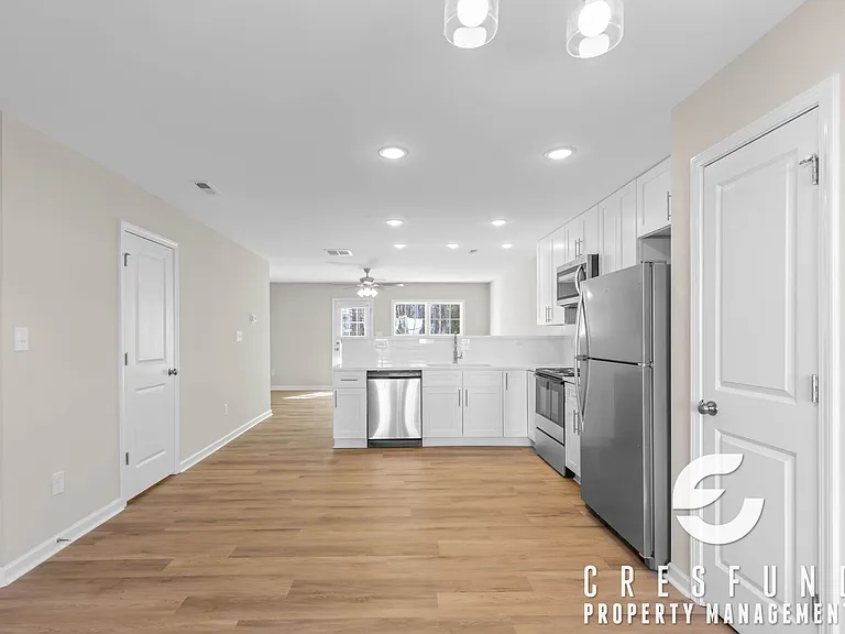 130 Chapel Hill Rd — Photo 6