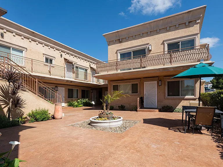 5252-5274 La Jolla Mesa Dr #5254 — Photo 24