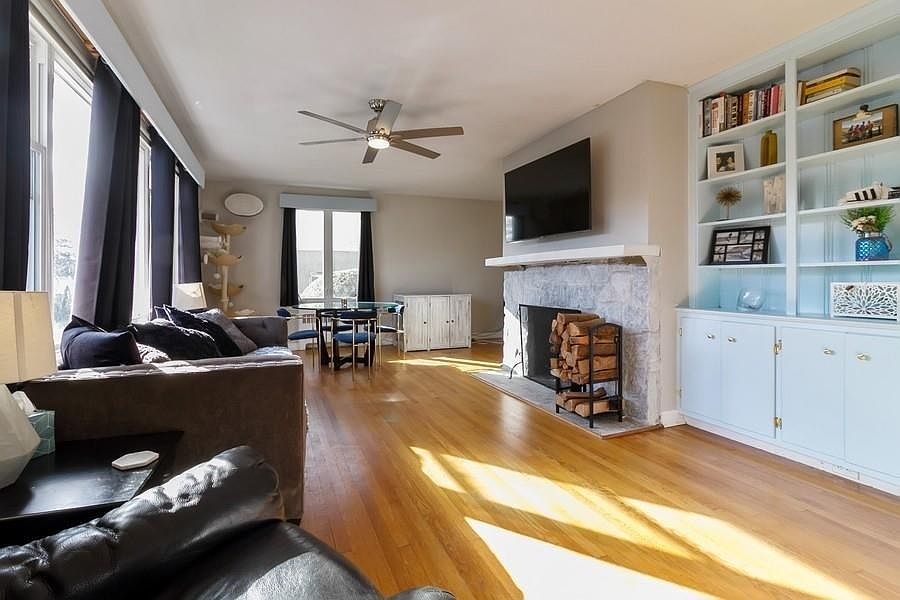 1st image of 135 Brookdale Drive