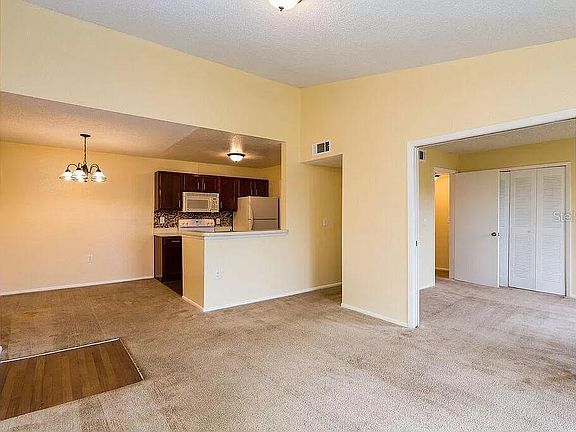 4th image of 5279 Images Cir APT 302