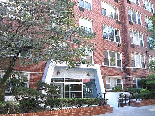 Rented by Brown Harris Stevens | media 6