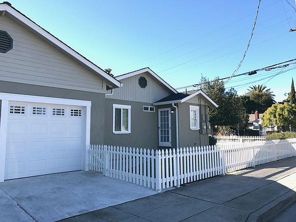 2nd image of 398 N Bayview Ave