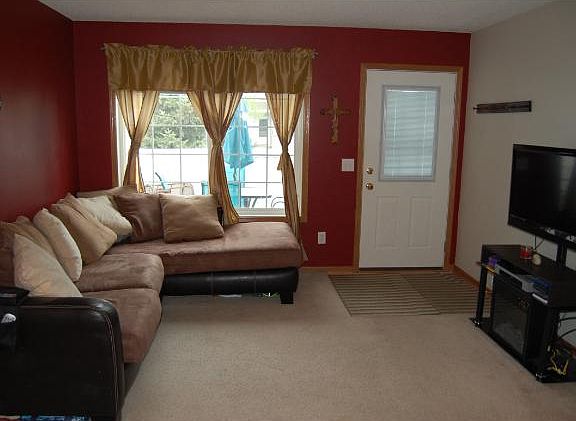 2nd image of 7101 Quail Ave NE
