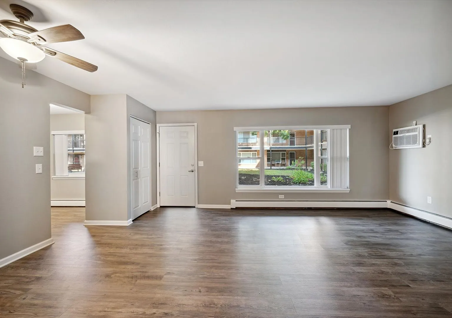 3838 W Sylvania Ave — Photo 4