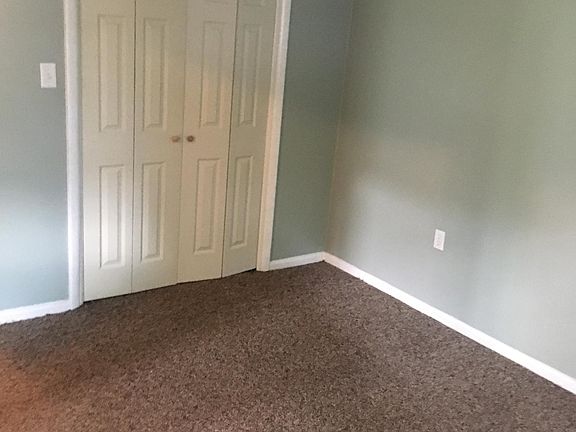 5th image of 801 Lincoln St #1R