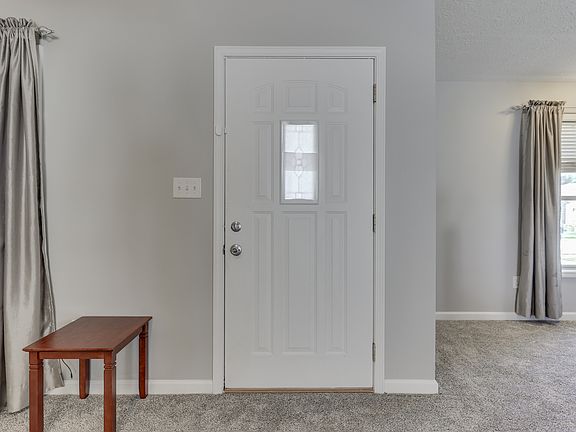 4th image of 1247 Glenhall Cir