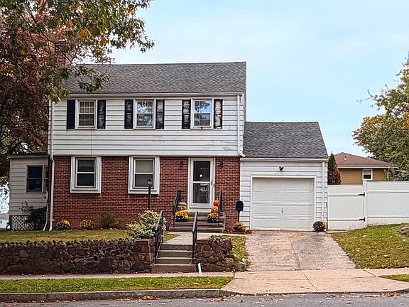 2nd image of 10 Tuttle Street