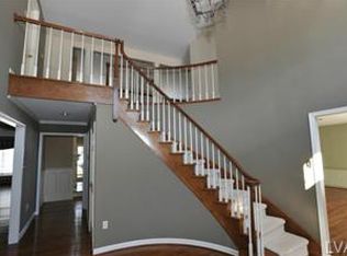 2007 Saucon Valley Rd, Bethlehem, PA 18015