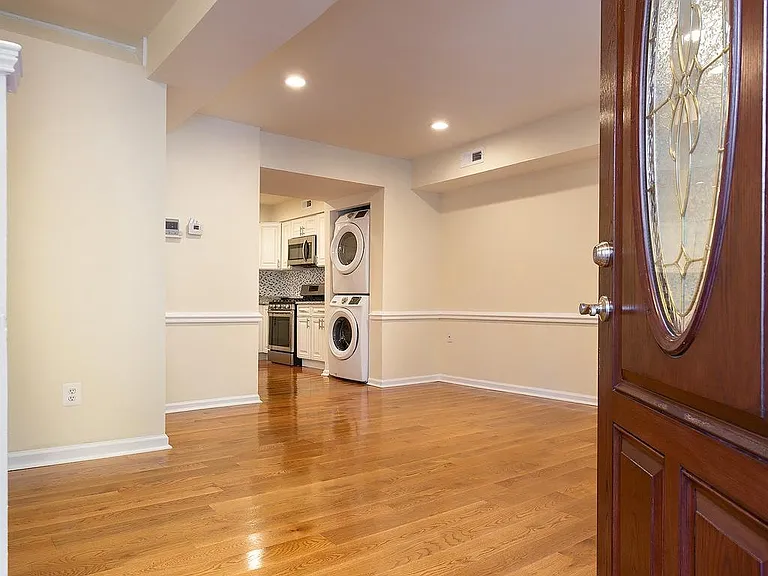 5321 Gay St NE — Photo 20