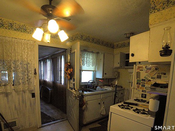5th image of 61 Circle Drive