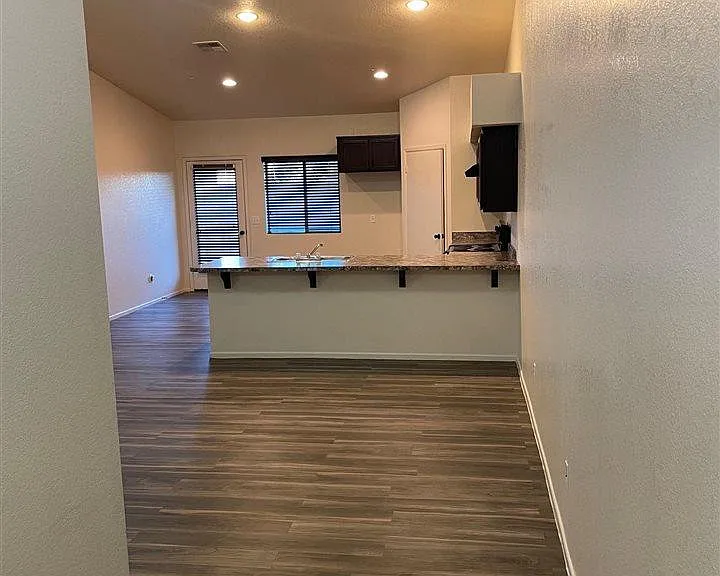 7377 E 39th Pl — Photo 3