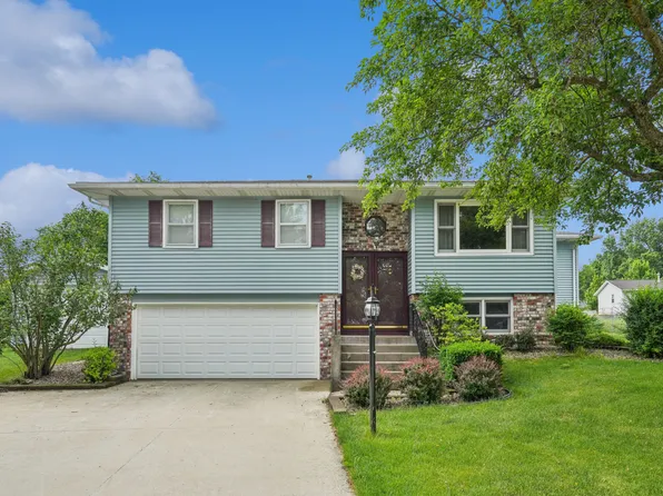 7 Hillcrest Ct, Park View, IA 52748