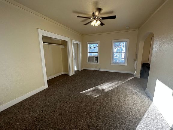 3rd image of 127 W Craig Pl Unit 10