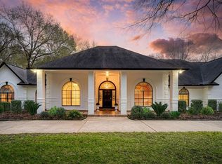 12044 Willowridge Cir, Conroe, TX 77304