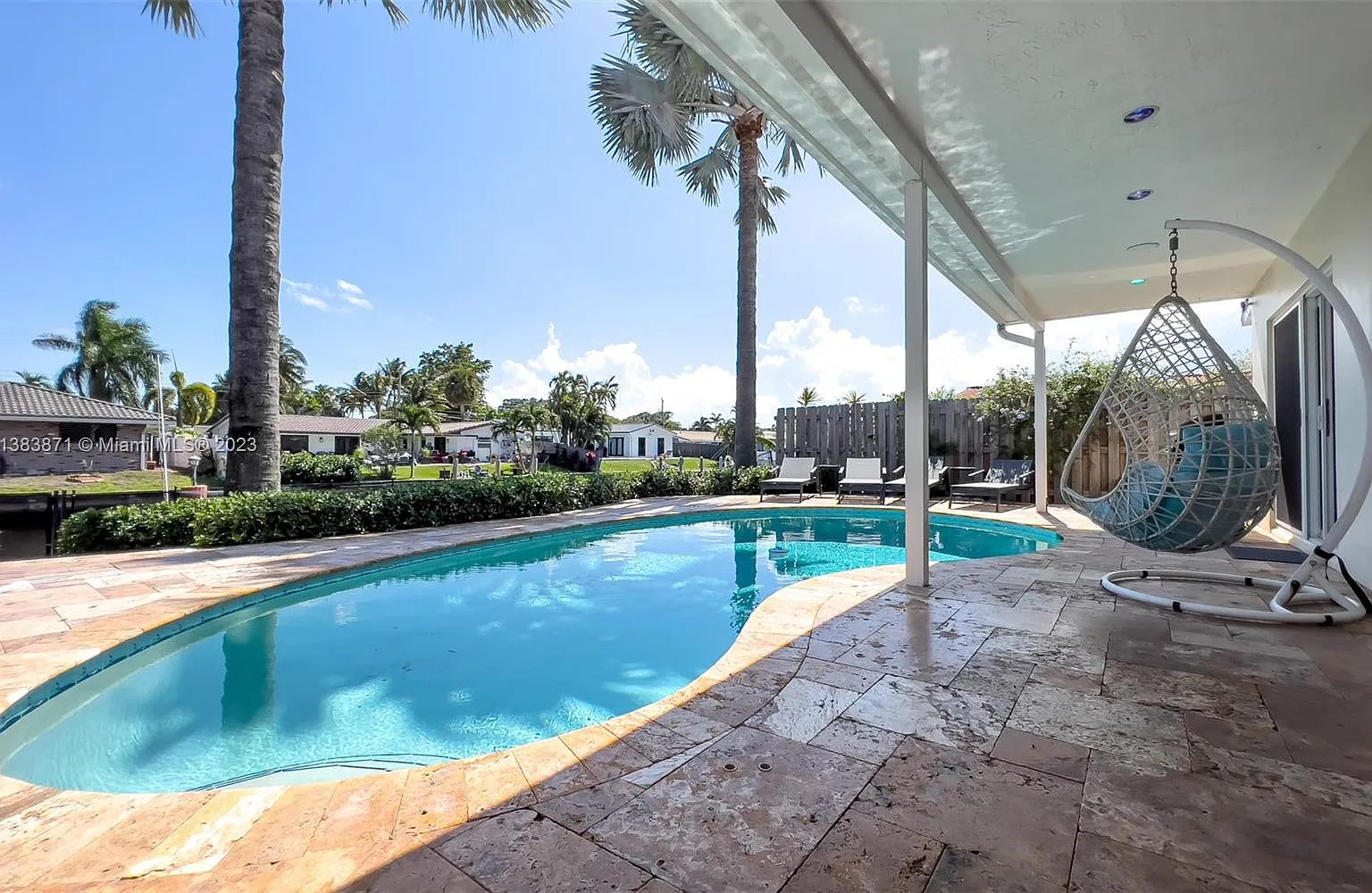 Coral Ridge Isles — Photo 2