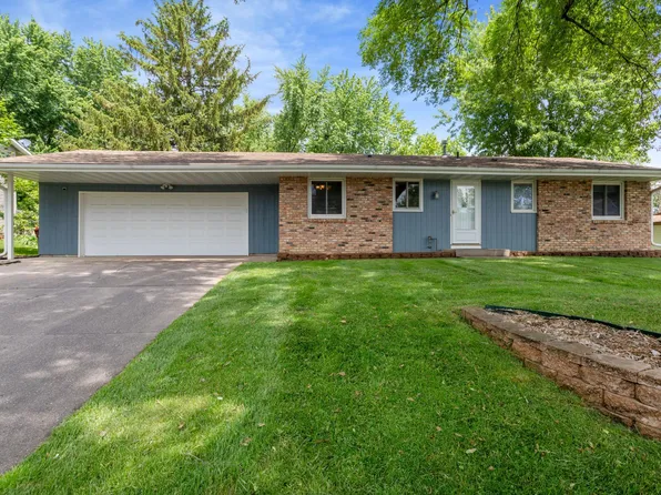 8263 Foothill Rd S, Cottage Grove, MN 55016