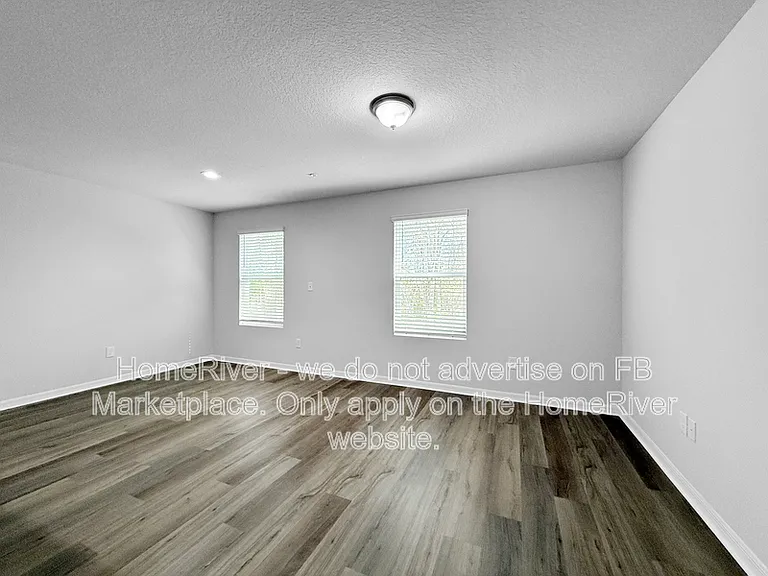7650 Mailes Ct #201 — Photo 6