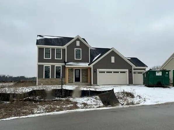609 Bark River WAY, Dousman, WI 53118