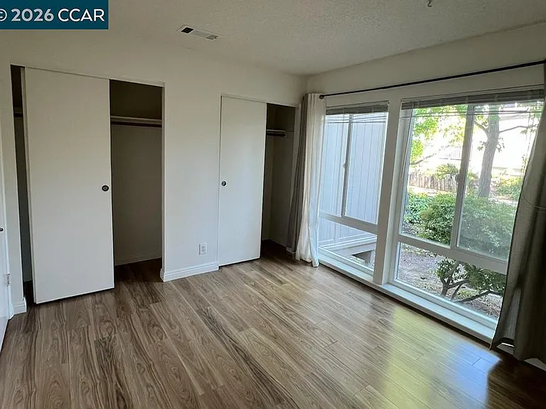 438 Ridgeview Dr — Photo 7