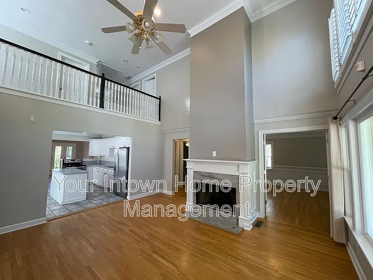 1207 Oglethorpe Ave — Photo 5